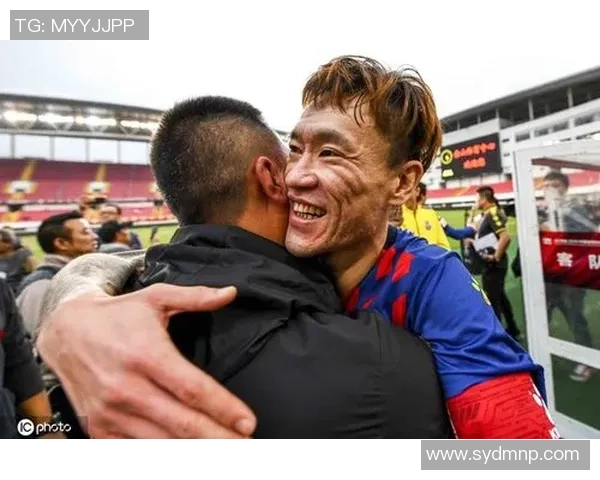 内巴尔足球明星的辉煌历程与对足球界的深远影响分析 内巴尔足球明星的辉煌历程与对足球界的深远影响分析