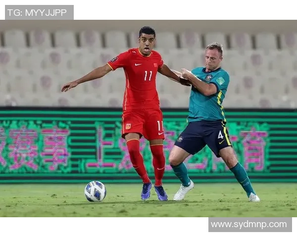 南京足球队逆袭之路:精英赛特别报道见证辉煌时刻与团队精神