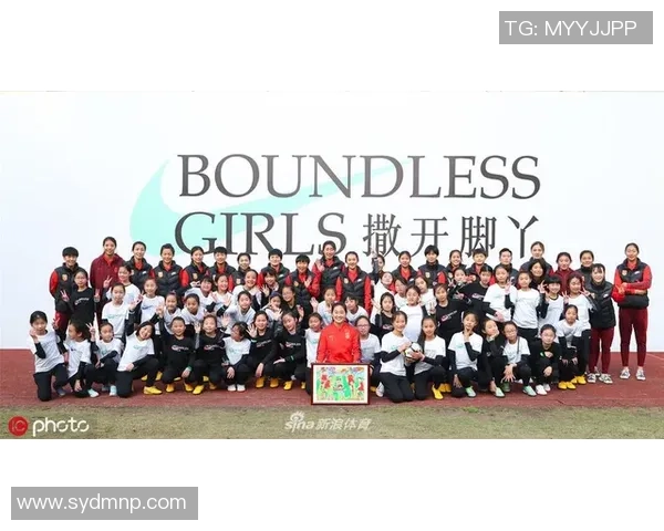 功夫足球花绽放青春梦想在绿茵场上书写传奇与友情的故事