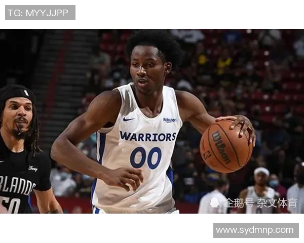 探索英国足球新星亚伦穆迪的成长历程与未来潜力分析