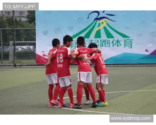 潮州校园足球的崛起与发展助力青少年全面素质提升与健康成长 潮州校园足球的崛起与发展助力青少年全面素质提升与健康成长